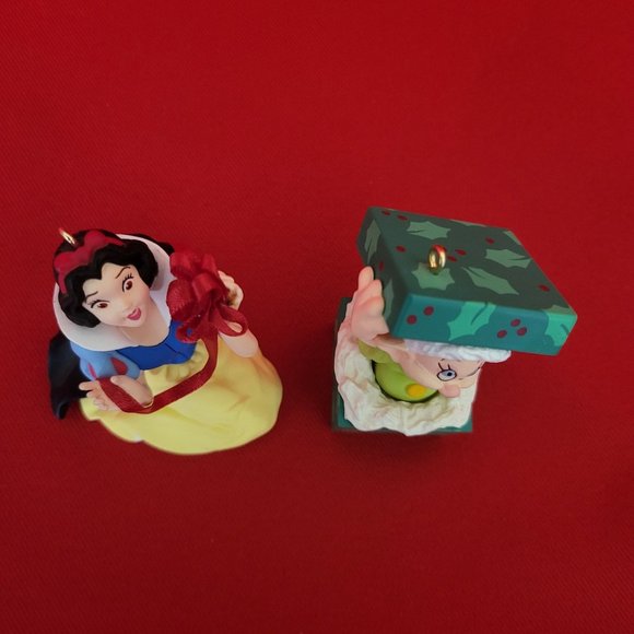 Hallmark Snow White & Dopey Dwarf Set of 2 Ornaments Anniversary Edition 1997 - Picture 7 of 12